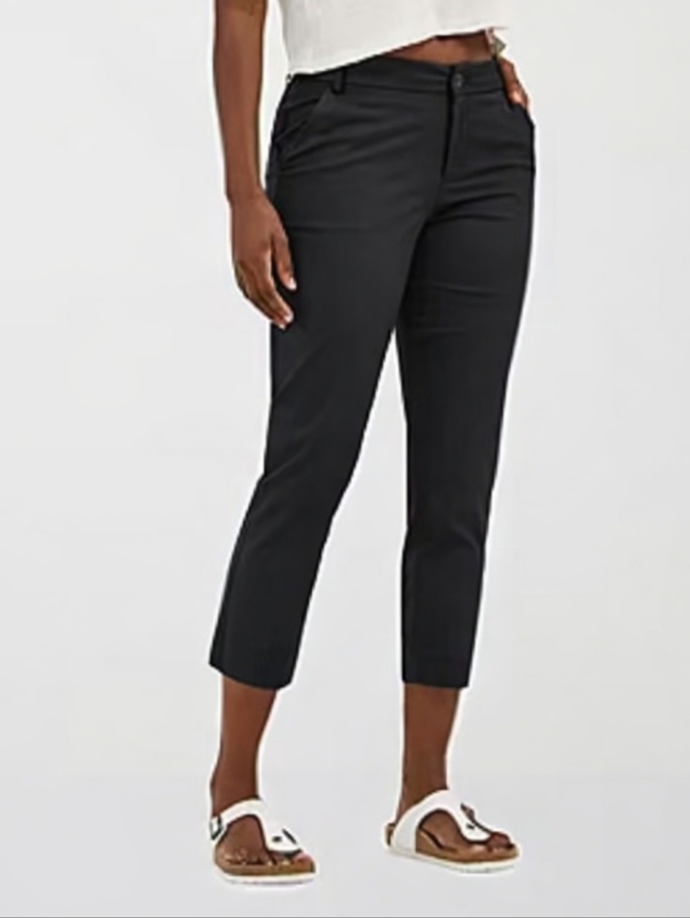 * Lee Women's Wrinkle Free Stretch Straight Mid Rise Capri Pant Black Size 6